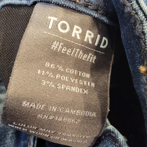 Torrid Trio Boot High-Rise Jean In El Nino Size 16-20 Short NEW! - Picture 15 of 17